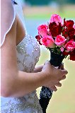 matrimonio abito da sposa e fiori